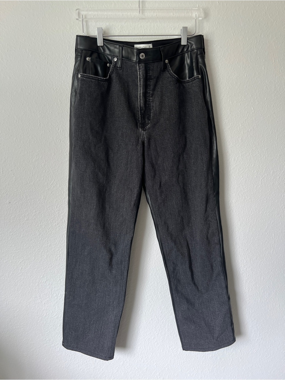 Abercrombie & Fitch jeans with faux leather back 32/14L - Picture 3 of 5